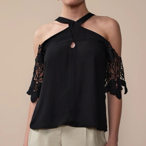New York & Company Tops - 🎊 New York & Company Crochet Sleeve Criss Cross Blouse